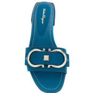 SALVATORE FERRAGAMO - WOMEN’S BLUE GANCINI SANDLALS - SIZE 7C